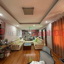 Price reduced by 200 million VND! House for sale on Bui Thi Xuan street, 32m2, 4 floors, only 23.5 billion VND, excellent for business. _0