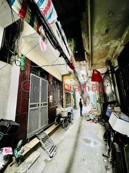 ₫ 4.8 Billion | Rare house 46m2x5T, bustling Truong Dinh-Tan Mai street - 8 bedrooms, living, for rent, 30m from the house, price only 4 billion 8.