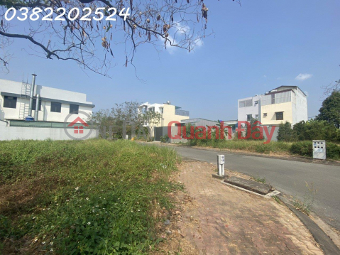 For sale 256m2 plot of land, 6m road, 2m sidewalk, right at Thu Duc agricultural market _0