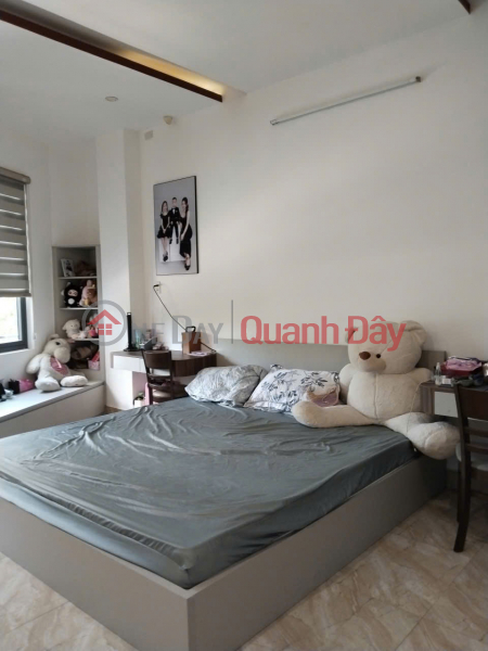 đ 6.95 Billion Hot! Corner house in Yen Khe 2 - Nearly 80m2 - 3 solid floors - Perfect for both living and business.