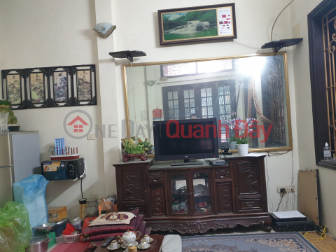 HOUSE FOR SALE THINH QUANG DONG DA 31M2 5 FLOORS 3.5M FRONTAGE OFFERING PRICE 3.9 BILLION _0