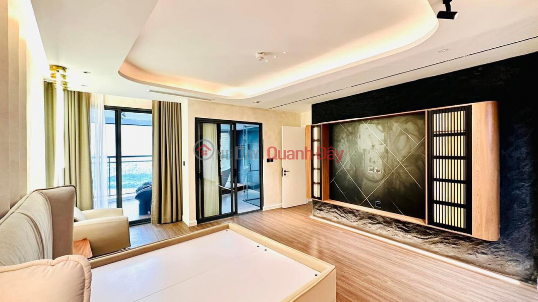 PENTHOUSE MIPEC LONG BIEN 228m, European style, fully furnished Vietnam Sales | ₫ 15.7 Billion