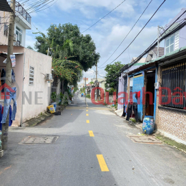 Owner sells house on Linh Trung car street, Thu Duc, 98m2 _0