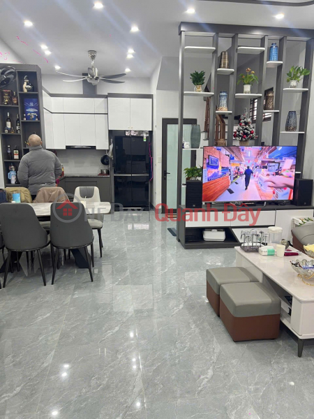 CHÍNH CHỦ Chuyển Vào Nam Sinh Sống Cần Bán Nhanh Căn Nhà 3 Tầng Ngõ Phố Ngô Quyền Việt Nam Bán, đ 2,8 tỷ