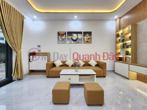 URGENT! BEAUTIFUL HOUSE IN PHU DIEN, 2-STORAGE, ONLY 50M FROM CAR AVOIDANCE, 40M x 5 FLOORS, FRONTAGE=4.2, 6.5 billion _0