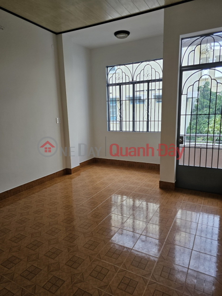 Thanh Thai large alley house, 4x17m, 5 bedrooms Rental Listings