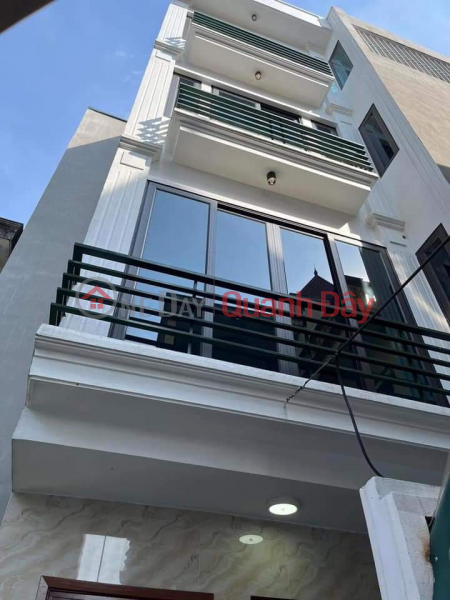 Beautiful House in the Center of Dong Ngac Ward - Bac Tu Liem - 5 FLOORS - Area 35M2 - MT4.5M - PRICE OVER 4 BILLION Sales Listings