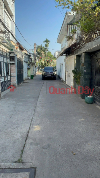 đ 9.8 Billion, OWNER SELLING HOUSE IN ALLEY ACCESSIBLE BY TRUCK - CONVENIENT LOCATION IN THE CITY CENTER - NEAR PHAM VAN DONG STREET