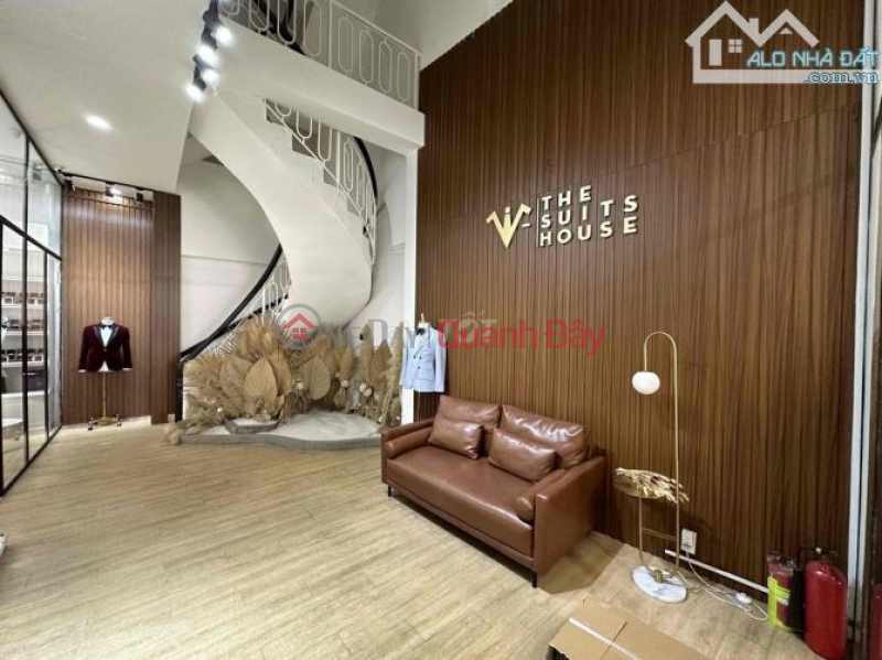 Property Search Vietnam | OneDay | Nhà ở | Niêm yết bán | Biệt thự MT Nguyễn Thành Ý - DT: 7,2*16 - hầm, 4 tầng - 43 tỷ TL(Khan hiếm)