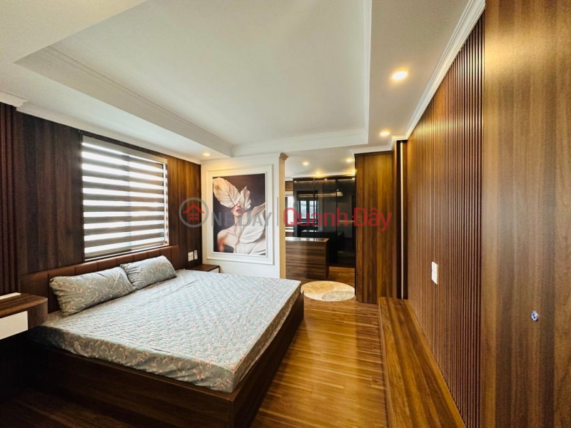 đ 15,9 tỷ ngọc khánh 52m x6 tầng thang máy 15,9 tỷ nội thất xịn,ngõ thông rộng,gần phố