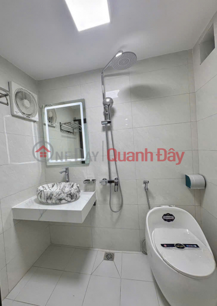 Property Search Vietnam | OneDay | Residential | Sales Listings | House for sale in Pham Ngoc Thach, car parking at the door, area 90m2, 3 bedrooms, 2 bathrooms. Red book ready for transaction. Contact