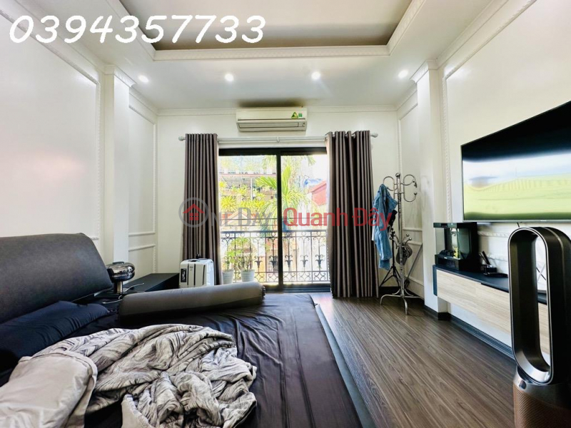 House for sale on Tran Quoc Vuong, corner lot, wide alley, car parking, 45m2, 10 billion Sales Listings