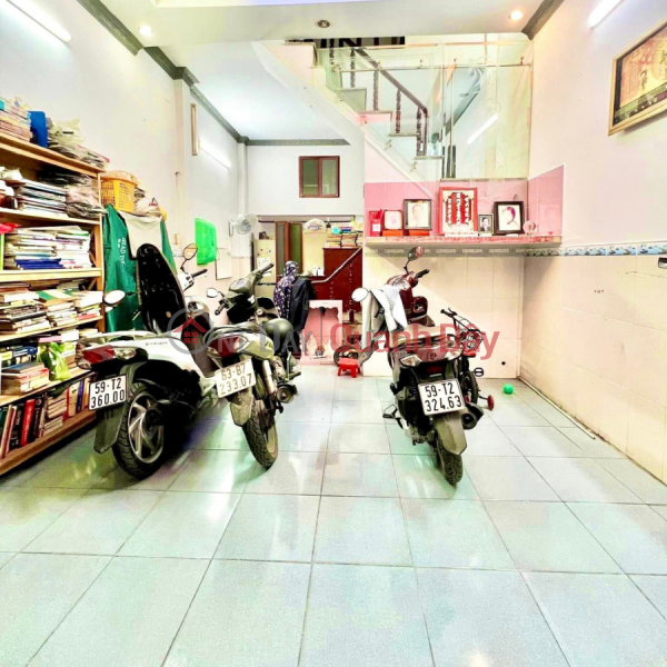 Discount 900 million Huong Lo 2 near the intersection of Four Communes, 3 BEDROOM, 3 concrete floors Rental Listings
