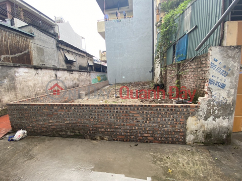 Land for sale in lane 293 Ngoc Thuy, 62m x 5.5m corner lot, small car through, just over 7 million, negotiable. Contact 0936123469 _0