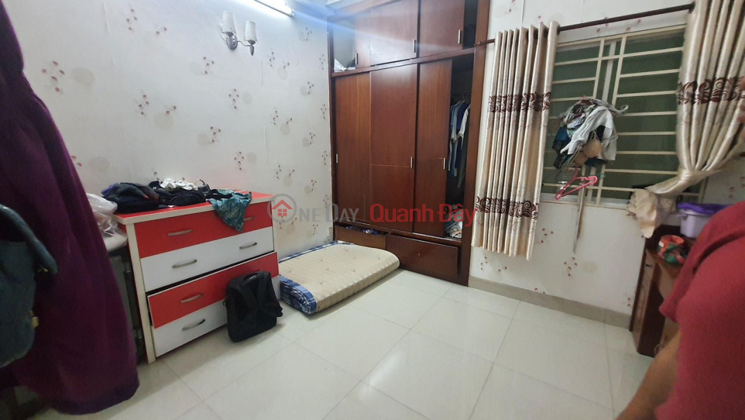 House for sale with 2 cars, pine Dong Den, Ward 10, Tan Binh, 50m2, Cheap price. Vietnam Sales đ 7.8 Billion