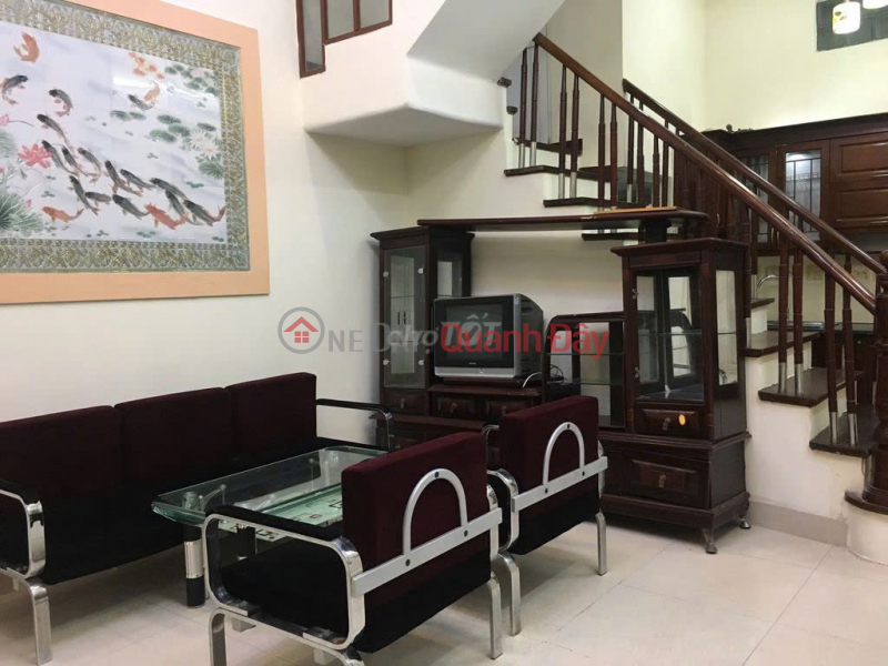 For rent for FAMILY, whole house in Thinh Quang alley 9.5 MILLION - 4 floors, 33m², 4 bedrooms, 4m frontage, Rental Listings