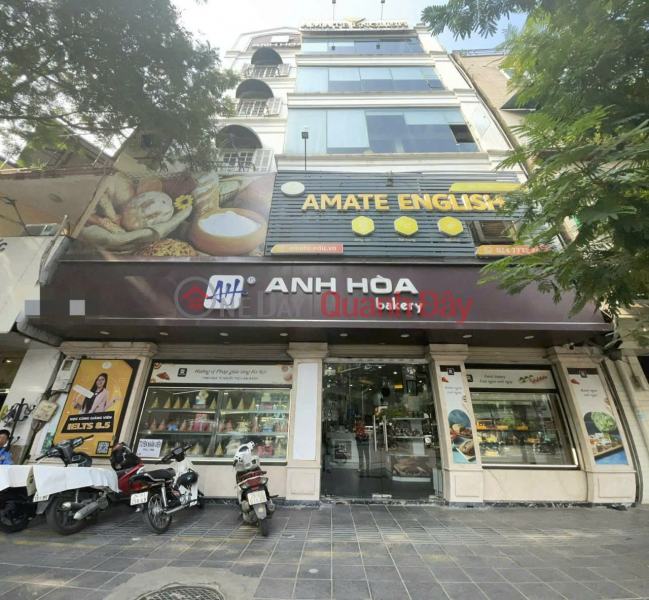 MẶT PHỐ TRẦN ĐẠI NGHĨA CON PHỐ KINH DOANH CỰC ĐỈNH
– MẶT TIỀN , VỈA HÈ QUYỀN LỰC – THANG MÁY – VỈA HÈ ĐÁ Niêm yết bán