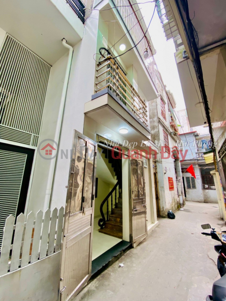 House for sale on alley 74 Dinh Dong, area 39m 3 floors PRICE 2.3 billion extremely rare Sales Listings