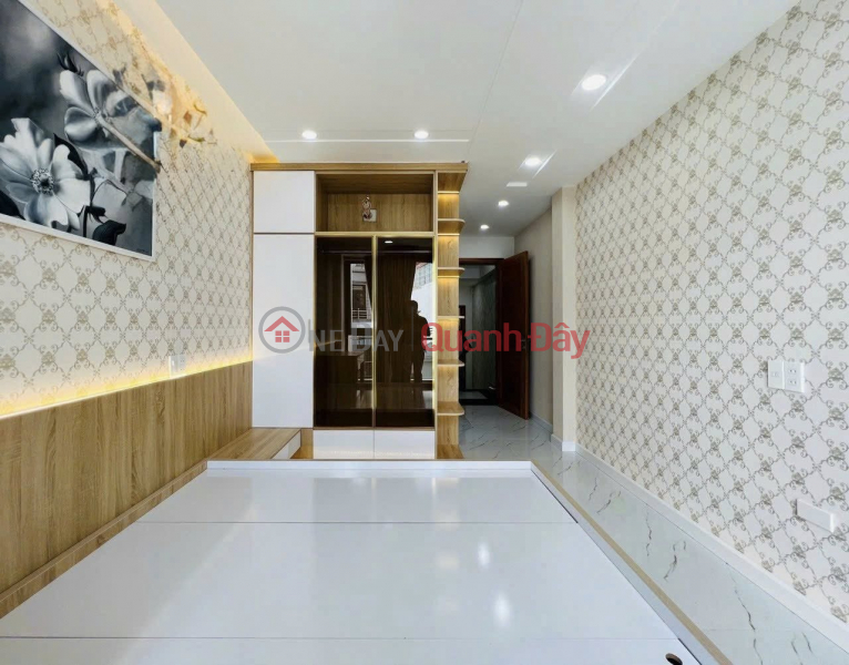  Please Select, Residential Sales Listings đ 8.3 Billion