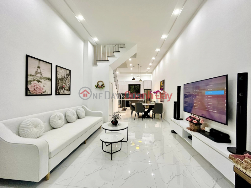 Property Search Vietnam | OneDay | Residential | Sales Listings, EXTREMELY HOT - THE HOUSE IS MORE BEAUTIFUL THAN A HOTEL - NEAR TO THE STREET - DONG DA CENTER - MODERN FURNISHING OWNER GIVES IT ALL.