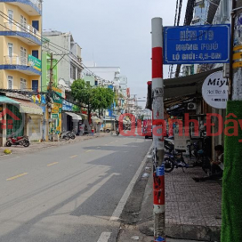 [P9, DISTRICT 8] OWNER IS STRIPPING FOR MONEY, URGENTLY SELLING FOR ONLY 2.8 BILLION, ALLEY ON HUNG PHU STREET, 4.5M WIDE, 3 FLOORS _0