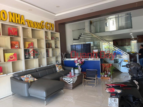 Ha Quang 1 residential house built in the form of apartments for rent. 6 bedrooms, 7 private bathrooms. Only 2km from Nha Trang Beach _0