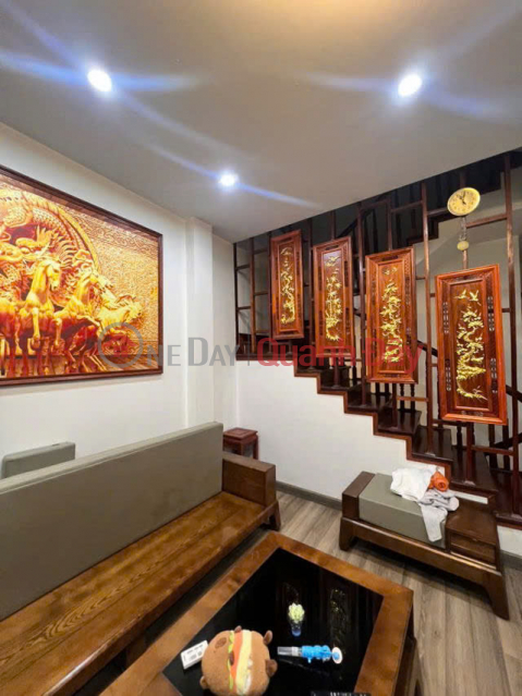 NAHF ĐẸP DÂN XÂY KIÊN CỐ Phố Nguyễn Văn Cừ 40m2,X 4 tầng, mặt tiền 4m,9.5 tỷ Long Biên. _0