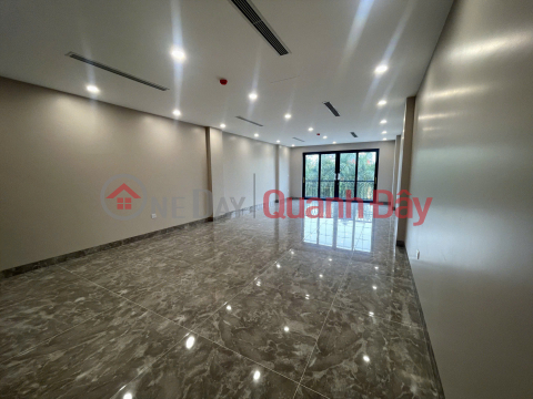 Cho thuê nhà nguyên căn mới kinh kong gần Trần Quý Cáp, 90m2x8 tầng.có thang máy _0