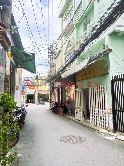 Reduced by 2 billion VND. House for sale on Le Quang Dinh Street, Binh Thanh District, 78m2, built as an apartment building, 5.5 billion VND. _0