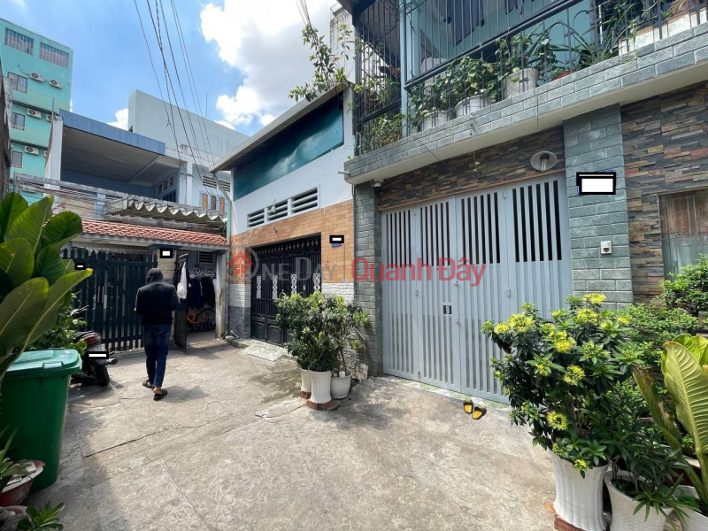 House for sale 75m2, Car alley Do Doc Chan Street, Tan Phu District Sales Listings