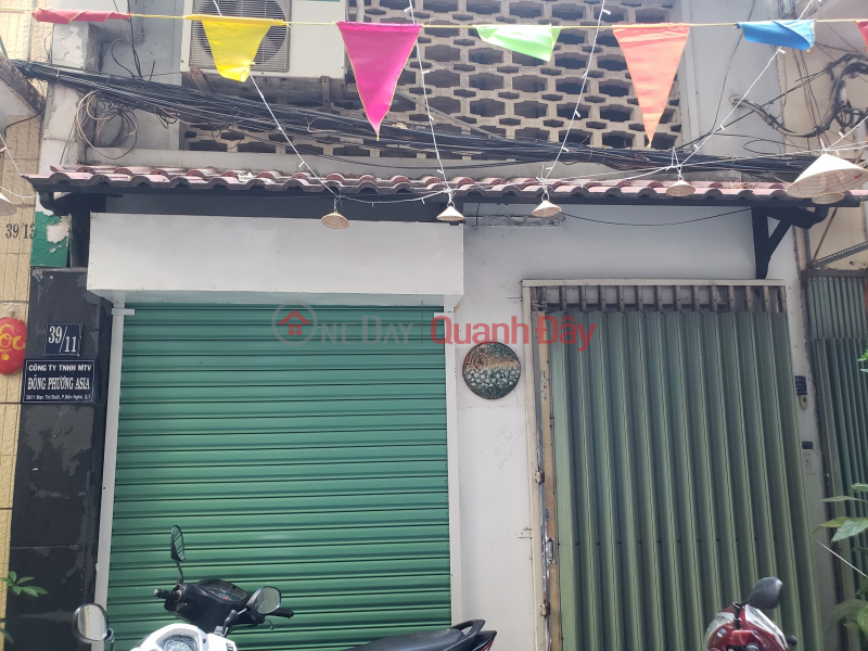 Cheap apartment for rent in the center of district 1 at 39\\/11, Mac Thi Buoi street, Ben Nghe ward, district 1, HCM city Rental Listings