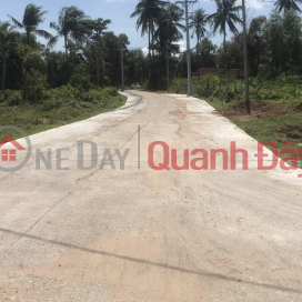 Own a Beautiful Land Lot, Prime Location In Phu Quoc City - Kien Giang _0