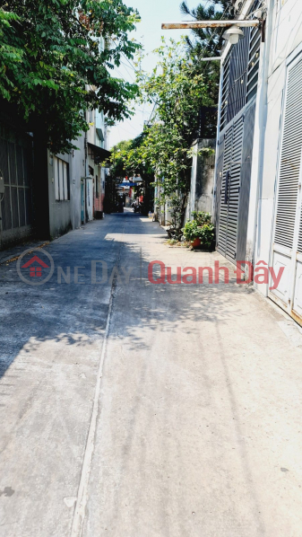 Selling house on Vuon Lai street - Tan Phu - 77m2 - 4.6m wide - 2 floors of real estate - 2 sides of public office Sales Listings