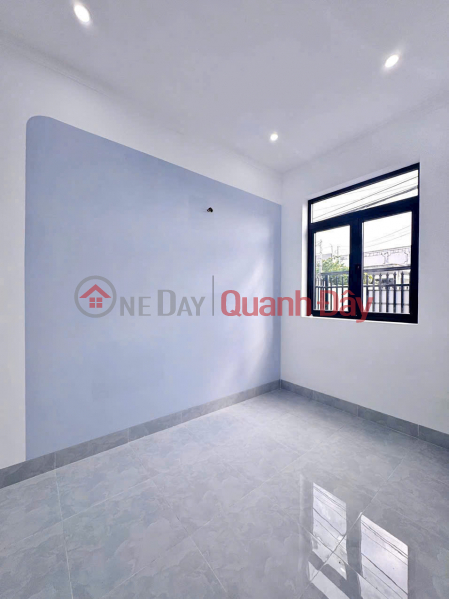 đ 3,1 tỷ, Bán gấp nhà 6,5x20 , sân oto, đường oto, gần KDC Tân Phong, chỉ 3,1 tỷ