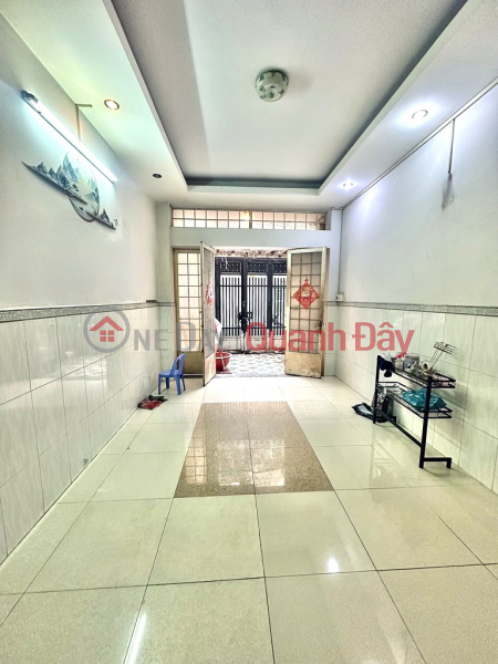 BÁN NHÀ NGÔ QUYỀN, Q.10, 35M2, 3 TẦNG, HẺM 3M, SÁT HẺM XE TẢI, NỞ HẬU VUÔNG, 4 PN, SHR, CHỈ 7.X TỶ Việt Nam | Bán, đ 7,1 tỷ