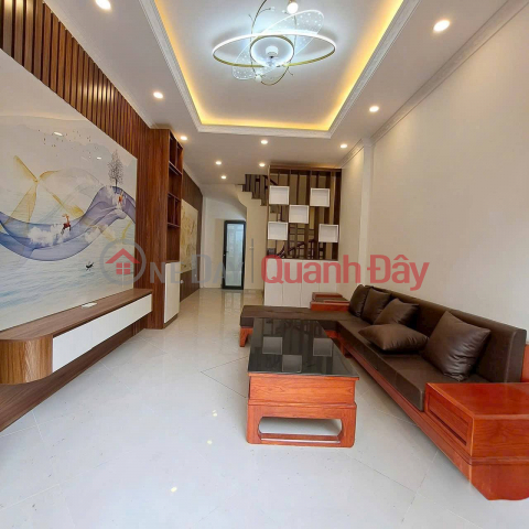 HOUSE FOR SALE IN NGO GIA TU, LONG BIEN, NEWLY BUILT HOUSE, NEAR CARS, CONVENIENT TRAFFIC, 6 FLOORS. _0