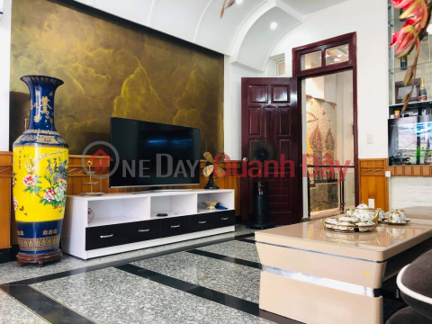 CT House for rent with 5 floors full furniture 6 Sleeps price 15 million Kieu Son Van Cao _0