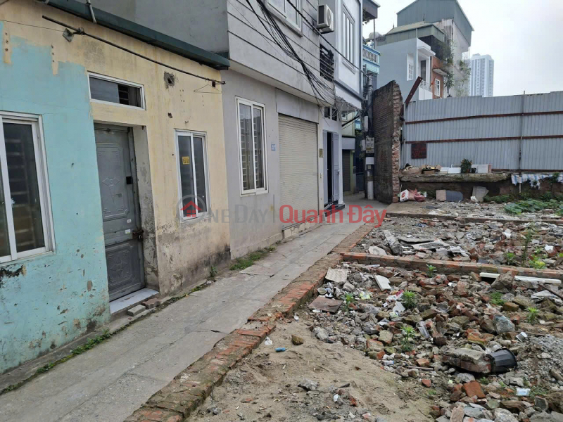 đ 6 Billion | Act fast to own this prime plot of land at 173 Ngoc Hoi Street, Thanh Tri Commune - ideal for business.