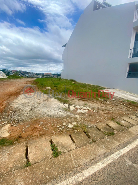 FOR SALE LAND IN RESETTLEMENT AREA OF CHILDREN'S HOSPITAL - WARD 7 - DA LAT Sales Listings