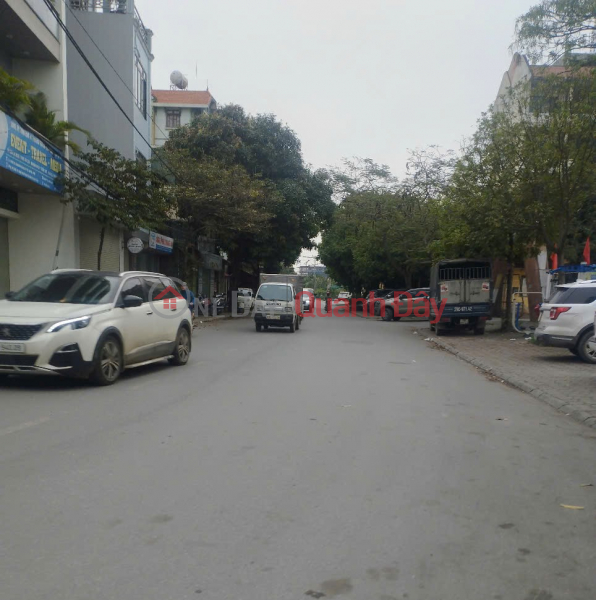 Corner lot Trau Quy, Gia Lam, area 200\\/218m2 x frontage 12.2m, price only 35 million\\/m Vietnam Sales, đ 35 Million