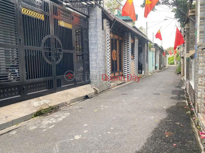đ 2.9 Billion House for sale in Tan Phong Ward, near market 26, car yard, car-friendly road, only 2.9 billion