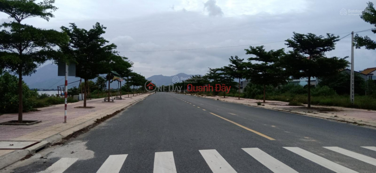 Land for sale on D2 street frontage - K8 resettlement area - Cam Hai Dong - Cam Lam - Khanh Hoa Sales Listings