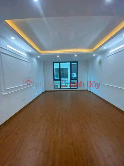 TAY HO DISTRICT 5-FLOORY HOUSE Area:40M2 3 BEDROOM 2 SIDE PERMANENTLY OPEN FRONT AND AFTER PRICE OVER 4 BILLION 10M TO THE NEAR STREET _0