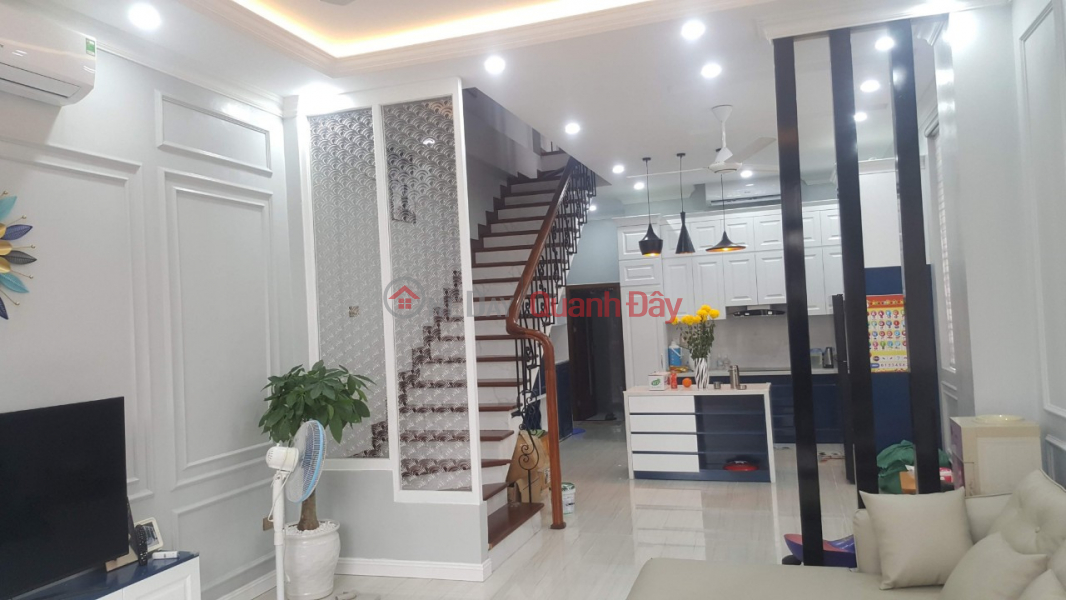 HOUSE FOR SALE - DAI PHUC Ward - 4 storeys - 2 FACES - BRAND NEW - LUXURY FURNITURE - MODERN DESIGN! Sales Listings