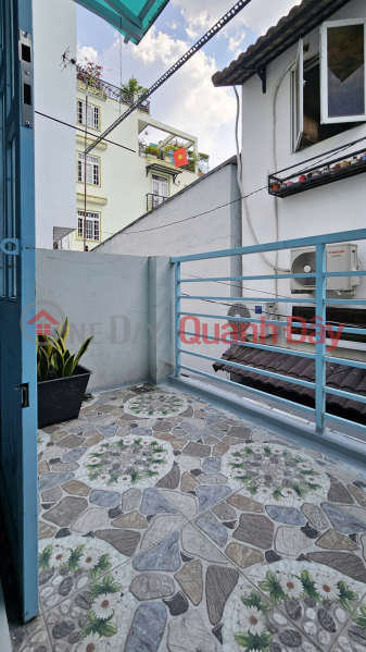 đ 10 Million/ month, House for rent on Tran Quang Dieu Street, District 3, 4 bedrooms, only 10 million VND.