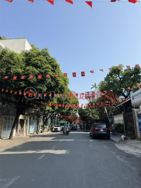 đ 24.5 Billion | **House for sale on Truong Hoang Thanh Street, Ward 12, Tan Binh District (6x26m),VIP area**