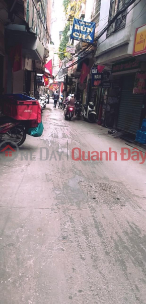 Property Search Vietnam | OneDay | Residential Sales Listings | CHEAP PRICE IN THE CENTER OF DONG DA DISTRICT Area: 40M2 PRICE: 3.7 BILLION 3 FLOORS 4 BEDROOM FOR SALE TOWNHOUSE IN Ton Duc Thang, Hang Bot Ward