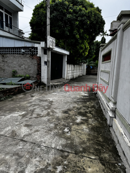 OFFER PRICE FOR BEAUTIFUL CORNER LOT - SQUARE - CAR PARKING AT THE DOOR Sales Listings