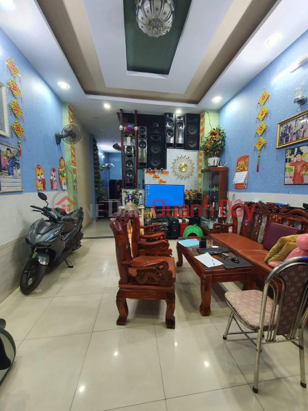 House for sale in St. Strategy, Binh Tri Dong, Binh Tan, Adjacent to the wall of District 6, 48m2, 3 solid floors, 4.x billion Sales Listings