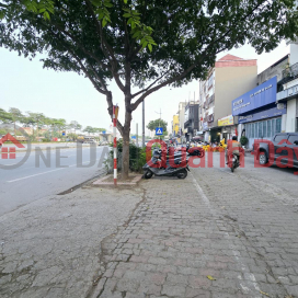 Land for sale in Ly Son, Ngoc Thuy, 56m2, frontage 5m6, car accessible, square, only over 9 billion, negotiable. Contact 0936123469 _0